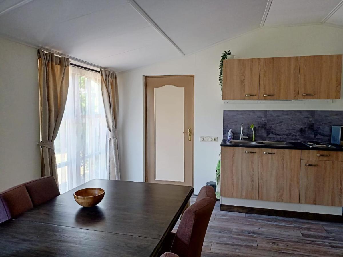 Bij De Vlaamse Schuur Apartamento Wagenberg Exterior foto